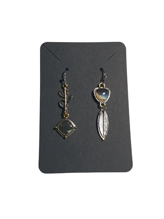 Unbranded Jewelry - Dangle Earrings Boho Style Gold Tone Silver Accents Nature Leaf Stone Motif Gift